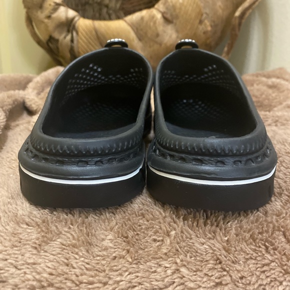 LIKE NEW SPORT Women’s black/white rubber mules Size 39 (8) - Picture 6 of 8